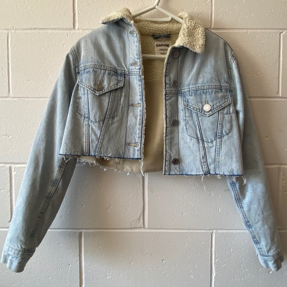 Cropped fluffy jean jacket